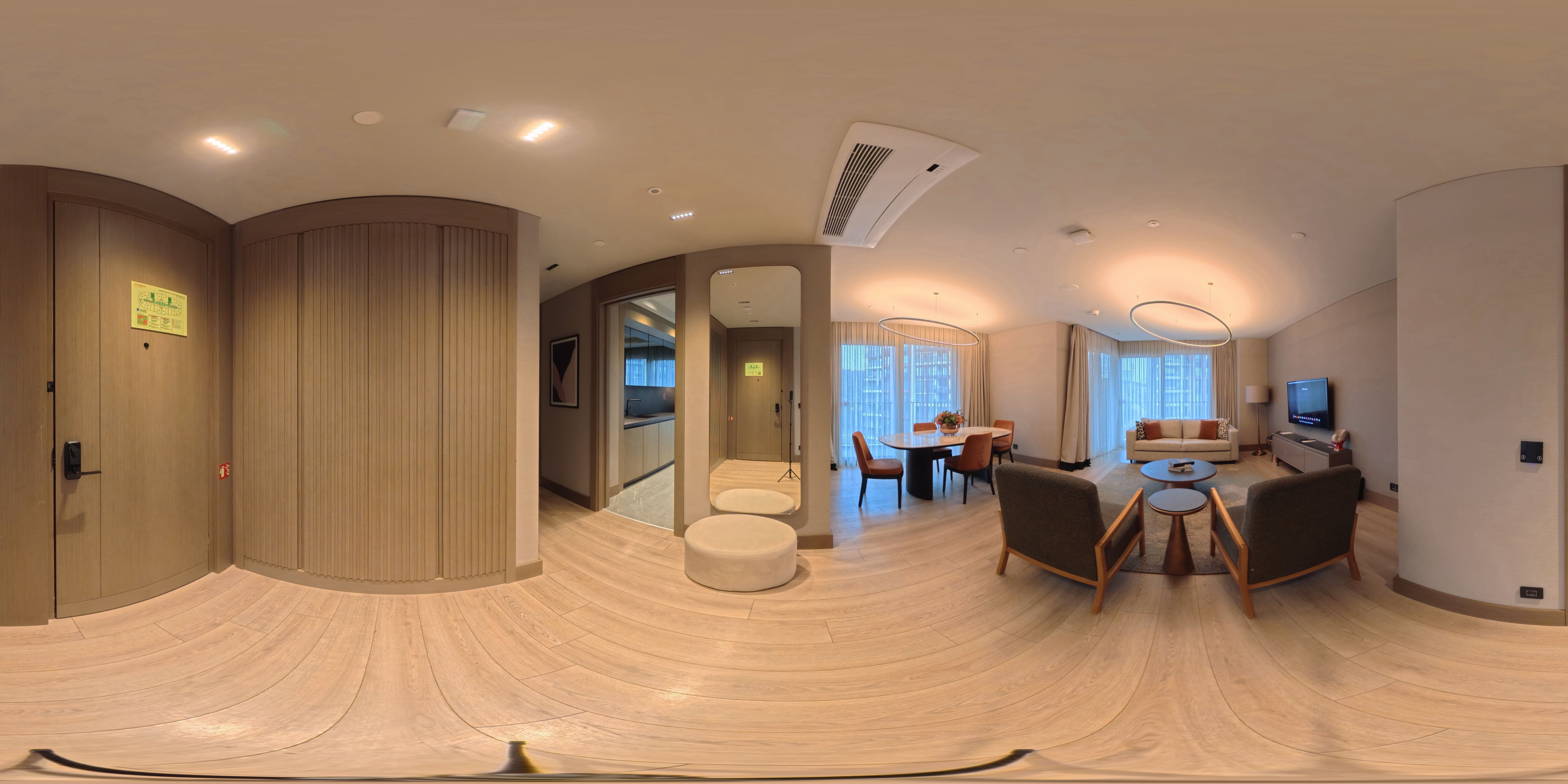 2 Bedroom Suite with Balcony (105m²)